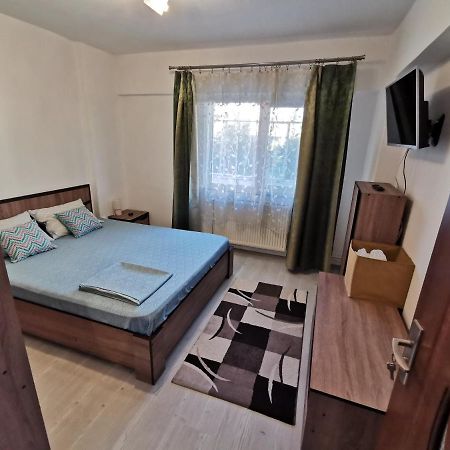 Apartament Vrevents Deva Exteriér fotografie