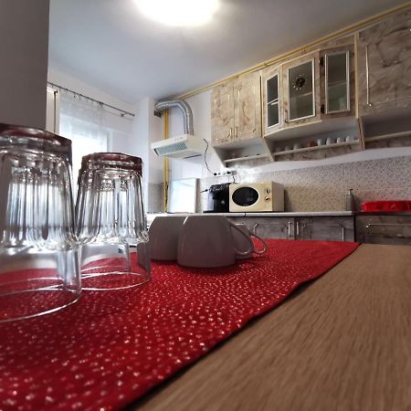 Apartament Vrevents Deva Exteriér fotografie