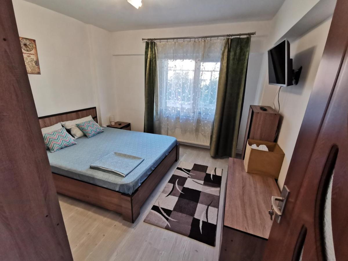 Apartament Vrevents Deva Exteriér fotografie