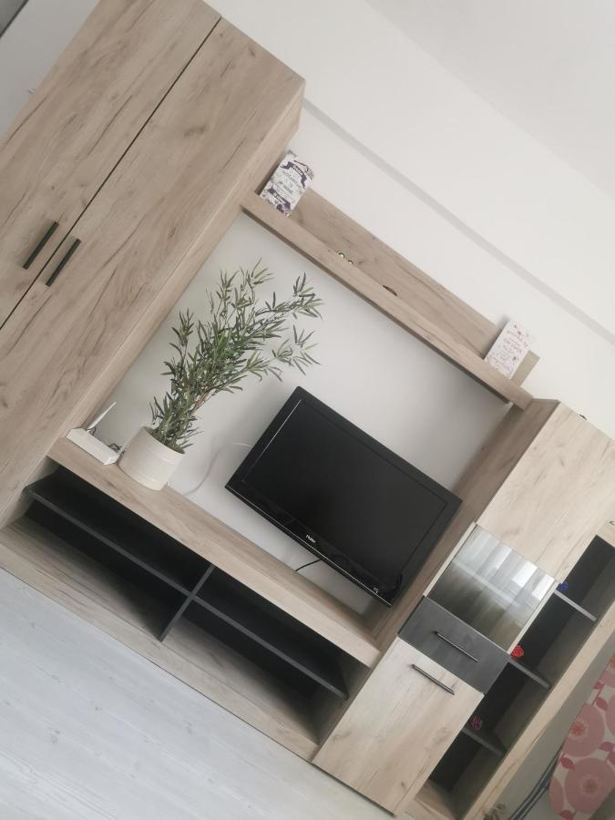 Apartament Vrevents Deva Exteriér fotografie